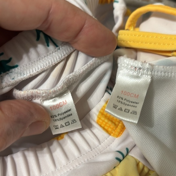 EUC! TODDLER GIRL'S SIZE 100 (3T) PINEAPPLE RUFFLE SKORT SWIMSUIT W/BIKINI TOP - Picture 7 of 9